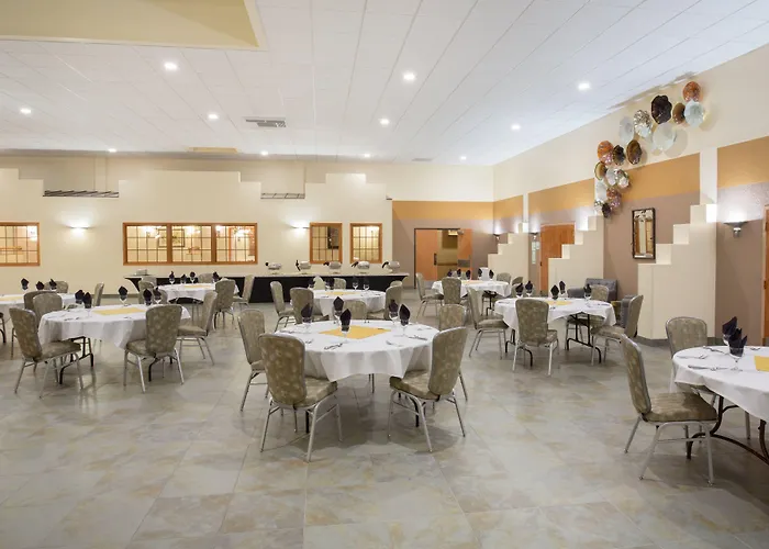 Riverton-convention Center By Ihg 3*