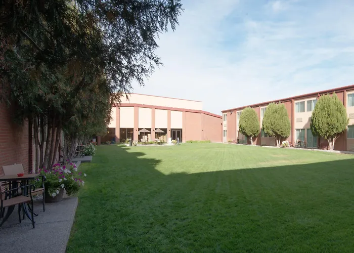 Riverton-convention Center By Ihg 3* Riverton