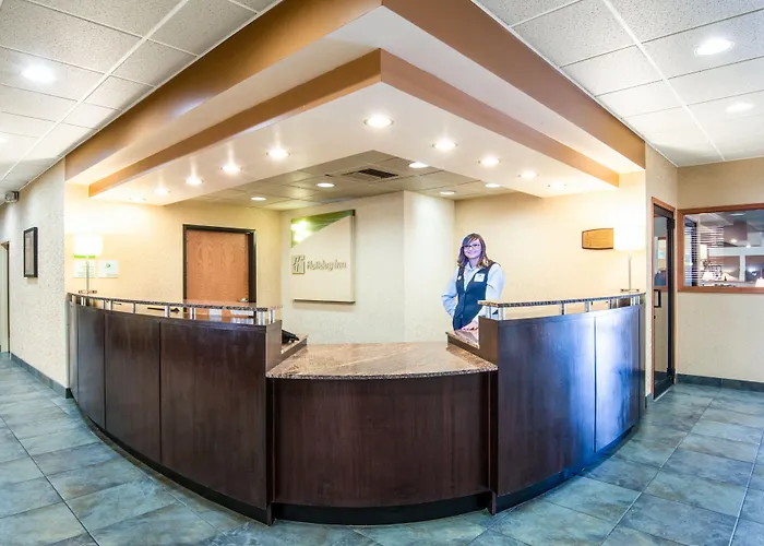 Hotel Riverton-convention Center By Ihg 3*