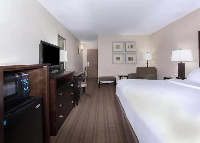 Riverton-convention Center By Ihg Hotel 3*