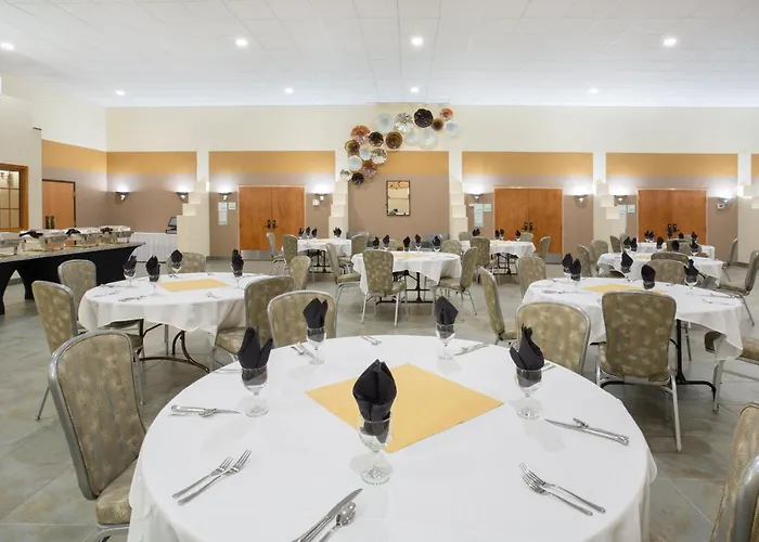 Riverton-convention Center By Ihg