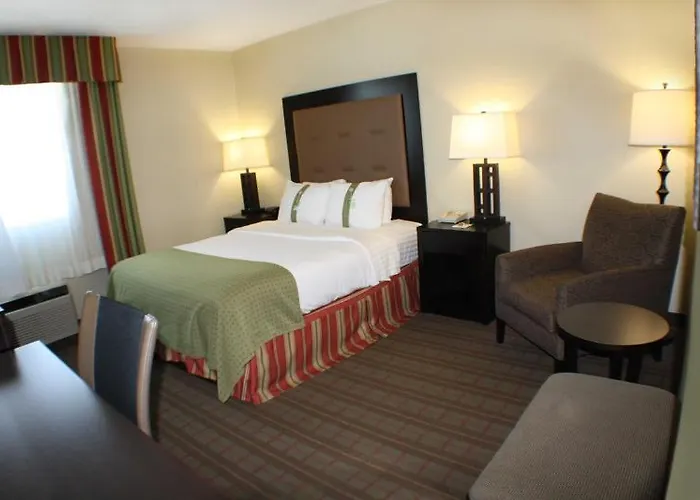 Hotel Riverton-convention Center By Ihg Riverton